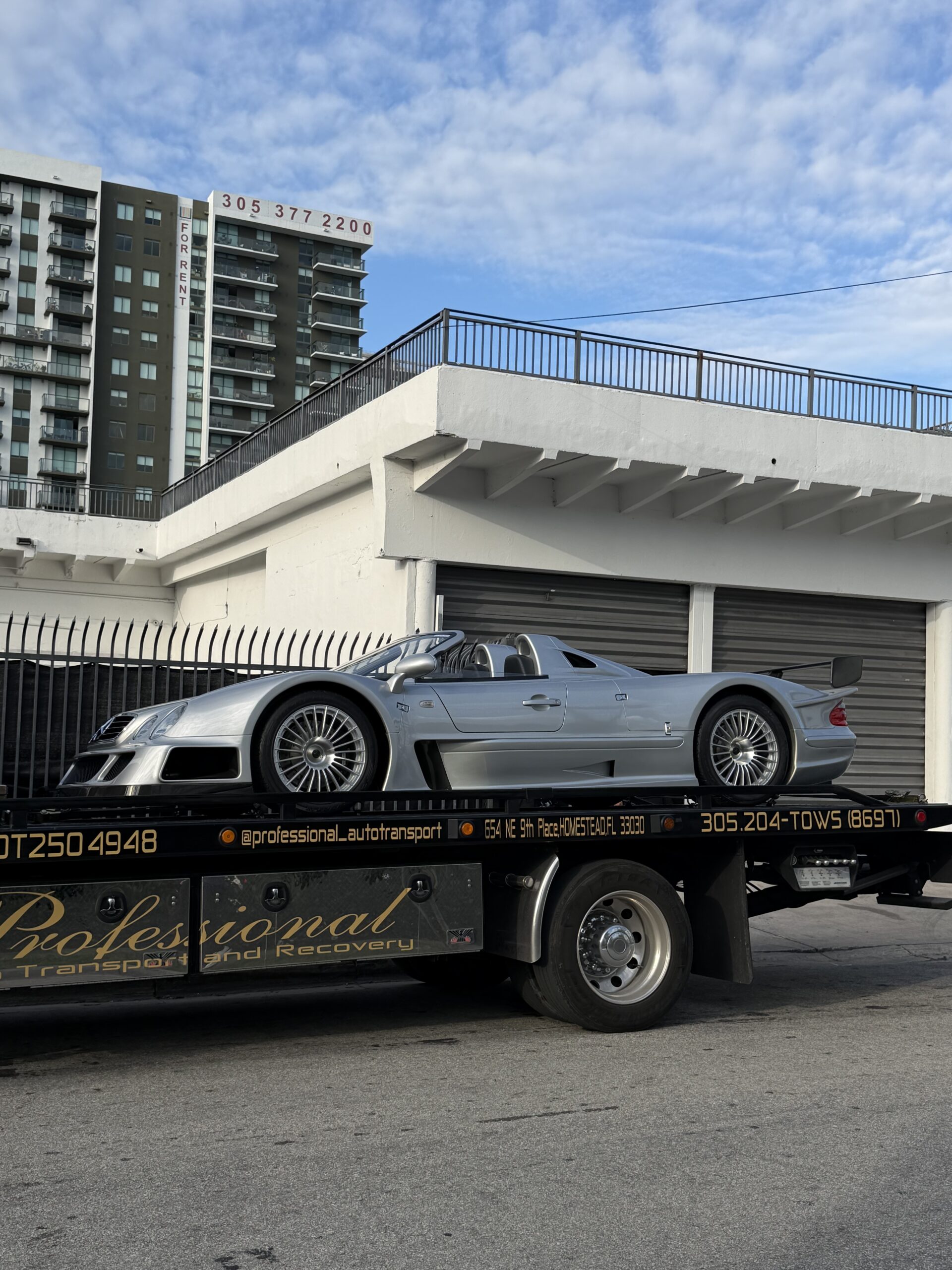 The Mercedes-Benz CLK GTR Seized in Miami: How Ryan Wedding’s Federal Case Put a $13M Hypercar on a Flatbed