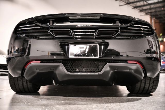 2013 McLaren 12C Base - Photo 76
