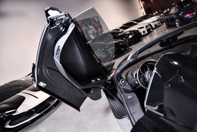 2013 McLaren 12C Base - Photo 42