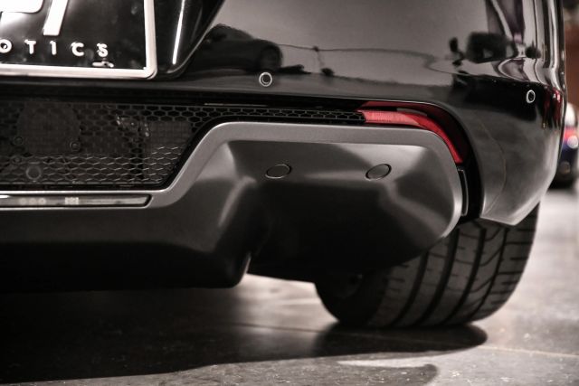 2013 McLaren 12C Base - Photo 77