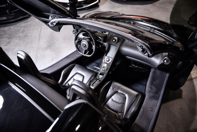 2013 McLaren 12C Base - Photo 27