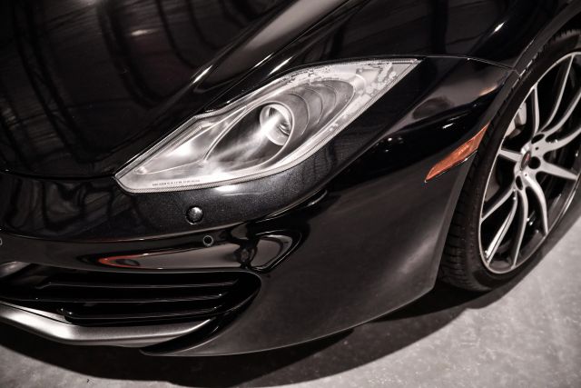 2013 McLaren 12C Base - Photo 56