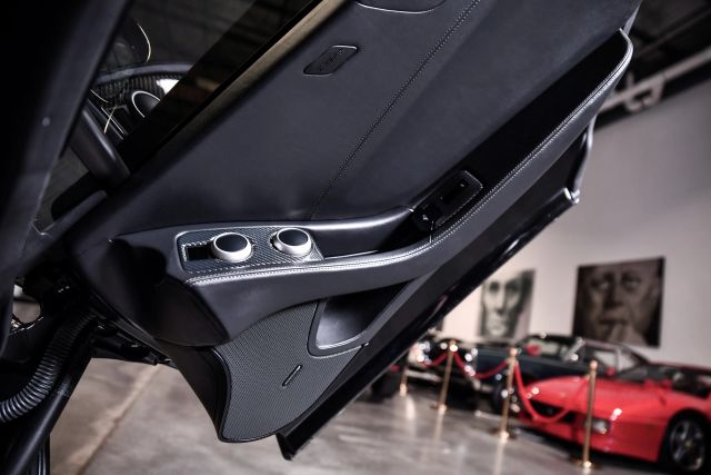 2013 McLaren 12C Base - Photo 45