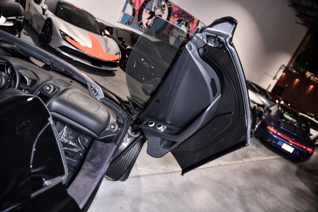 2013 McLaren 12C Base - Photo 43
