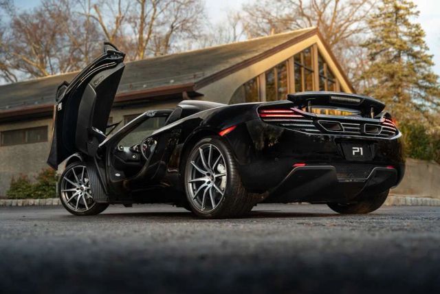2013 McLaren 12C
