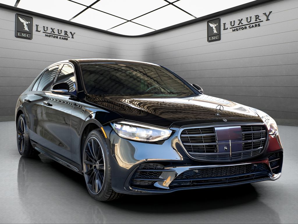 2022 Mercedes-Benz S-Class in Black