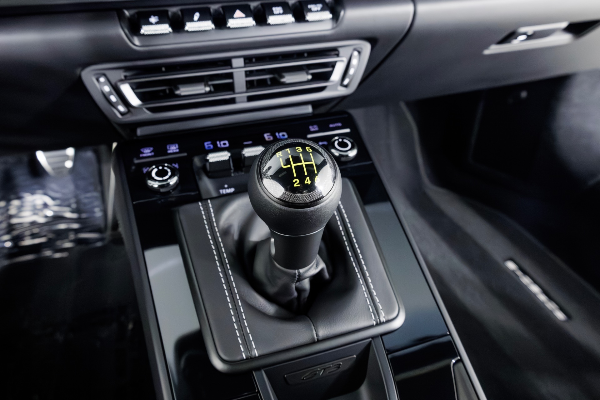 2024 Porsche 911 GT3 - Photo 24