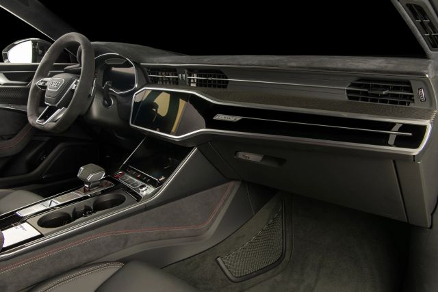 2025 Audi RS 6 Avant Base - Photo 13