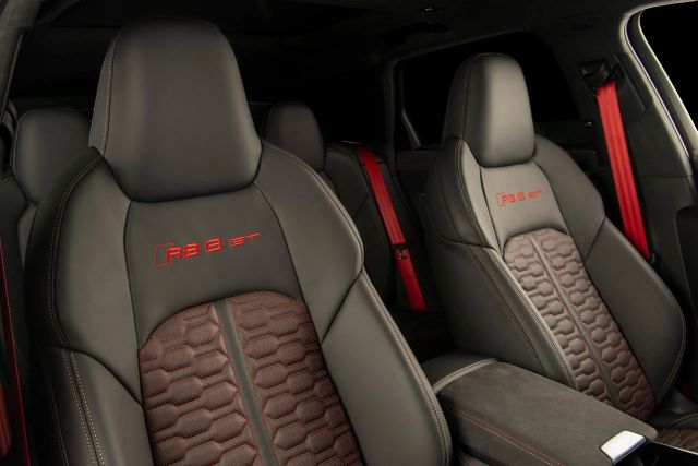 2025 Audi RS 6 Avant Base - Photo 11