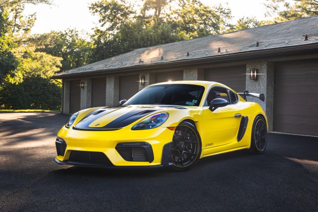 2025 Porsche 718 Cayman