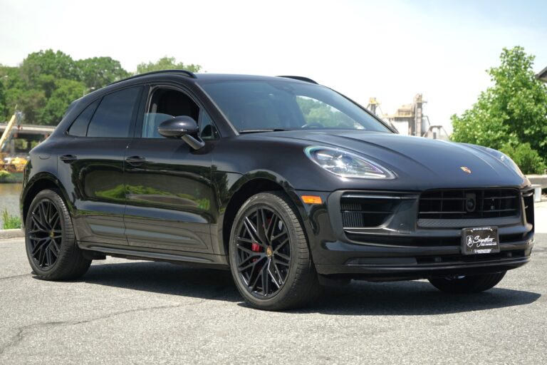 2023 Porsche Macan