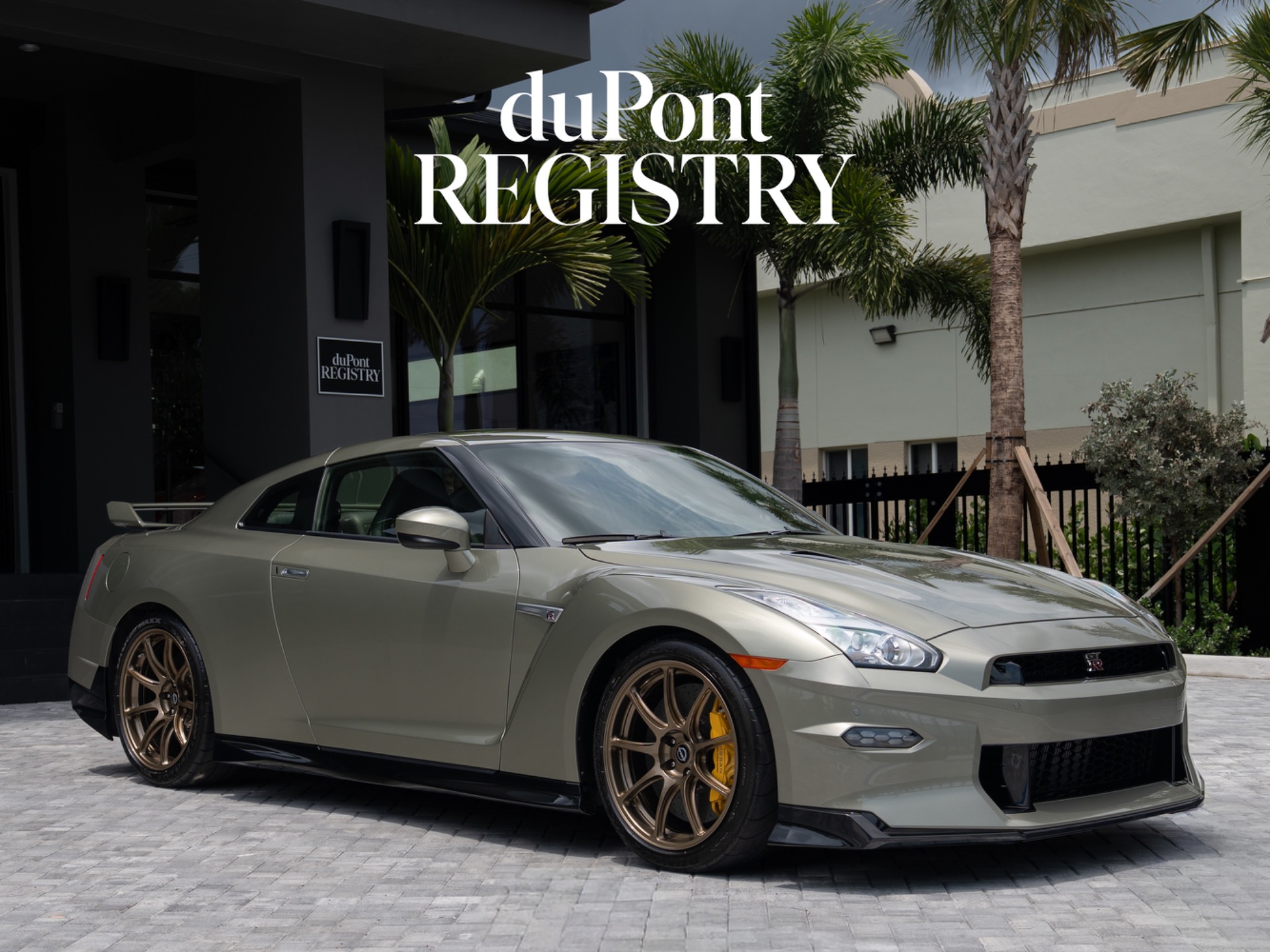 2024 Nissan GT-R T-spec's photo