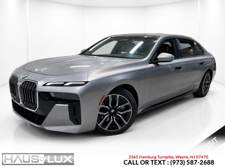 BMW 7 Series 760i xDrive Sedan Gray