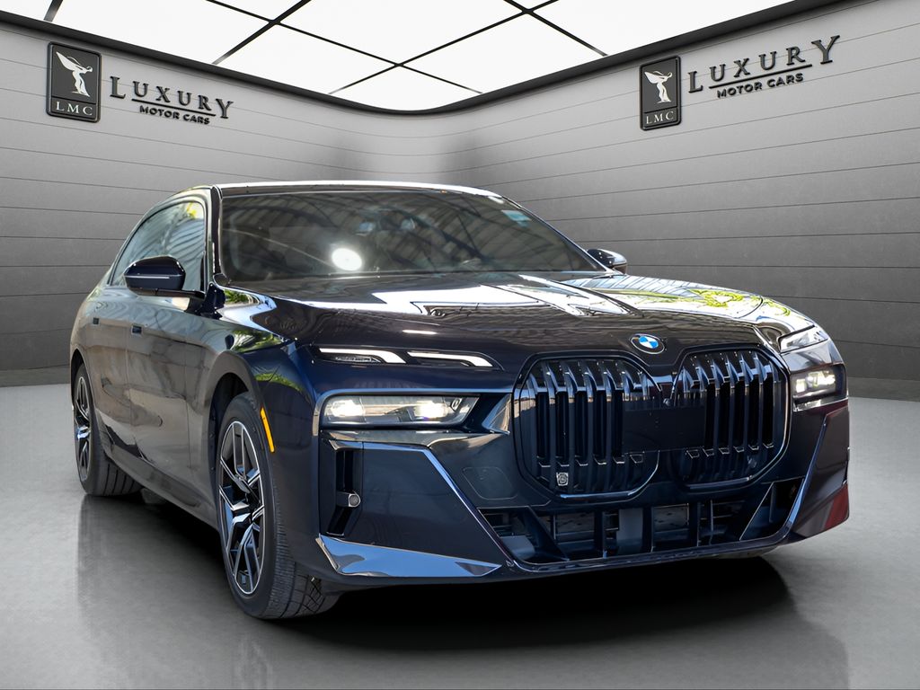 2023 BMW 7 Series in Carbon Black Metallic