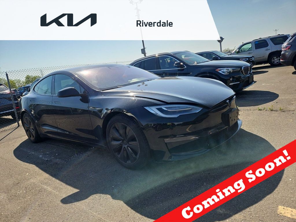 2021 Tesla Model S in Solid Black