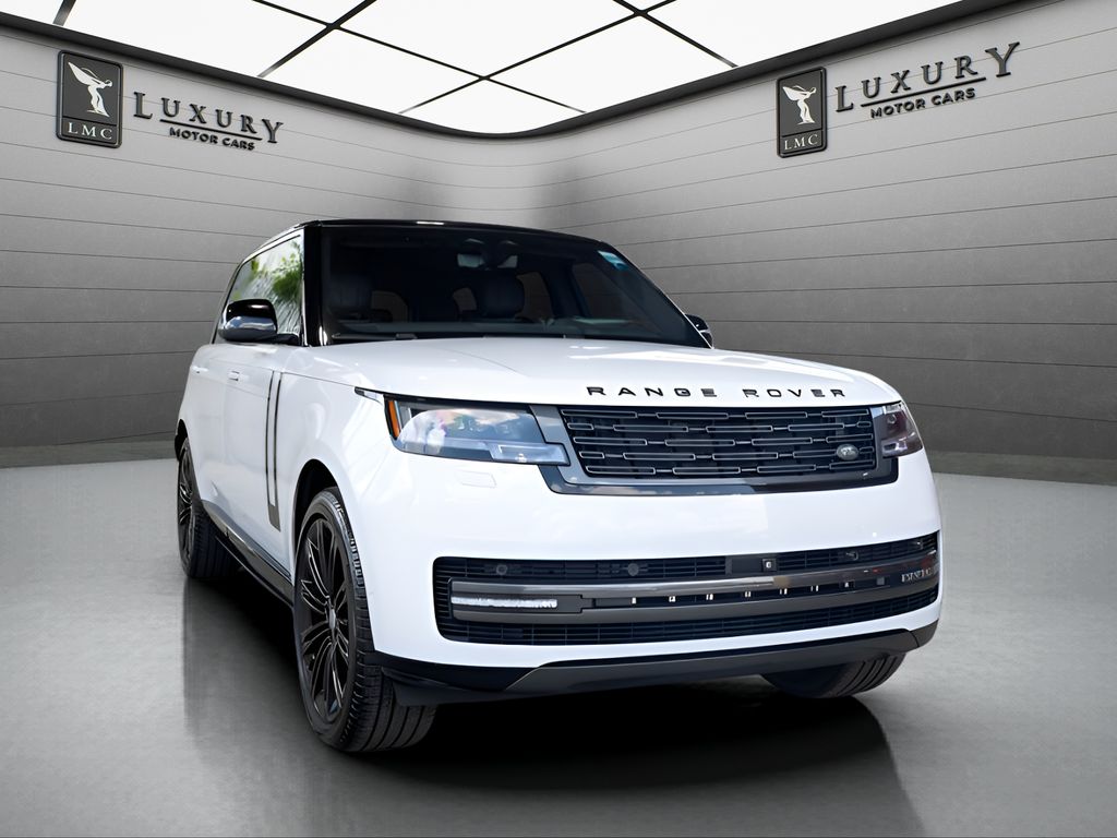 2023 Land Rover Range Rover in White