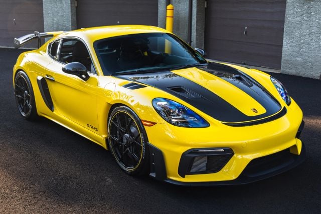 2025 Porsche 718 GT4 RS - Photo 86