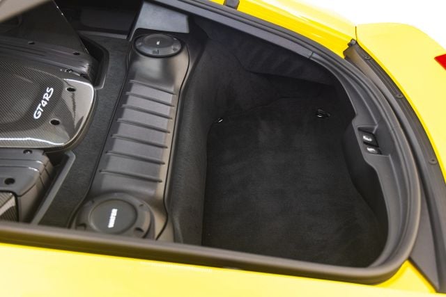 2025 Porsche 718 GT4 RS - Photo 56