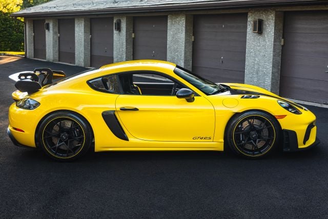 2025 Porsche 718 GT4 RS - Photo 89