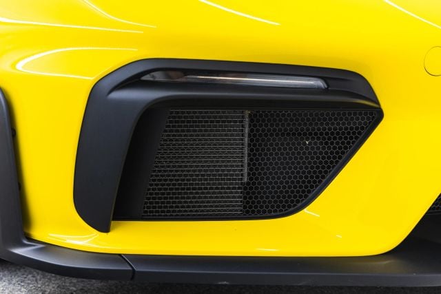 2025 Porsche 718 GT4 RS - Photo 102