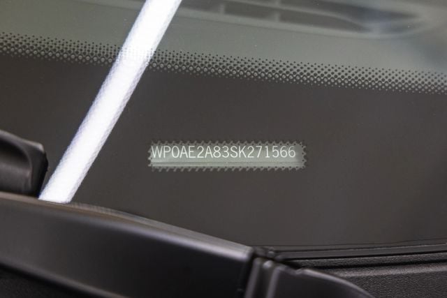 2025 Porsche 718 GT4 RS - Photo 51