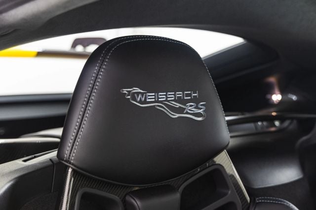 2025 Porsche 718 GT4 RS - Photo 74