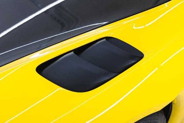 2025 Porsche 718 GT4 RS - Photo 5