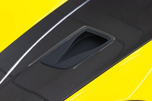 2025 Porsche 718 GT4 RS - Photo 57