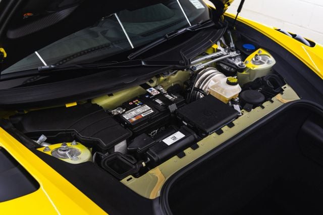 2025 Porsche 718 GT4 RS - Photo 18