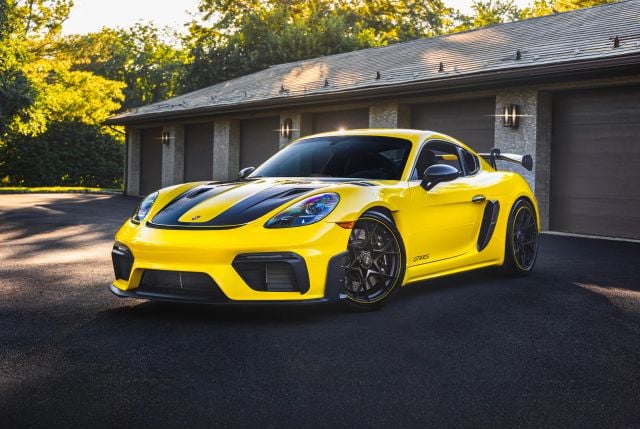 2025 Porsche 718 GT4 RS - Photo 87