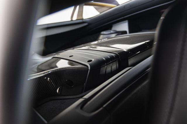 2025 Porsche 718 GT4 RS - Photo 47