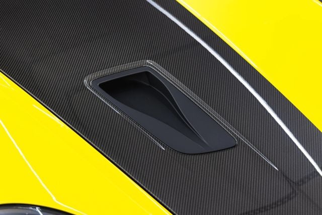 2025 Porsche 718 GT4 RS - Photo 68