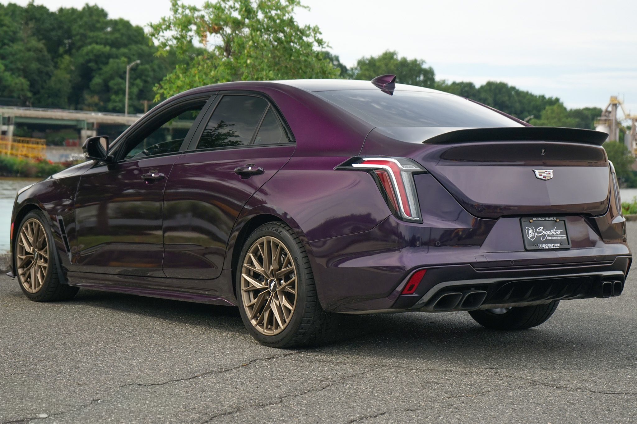 2025 Cadillac CT4 V-Series Blackwing - Photo 4