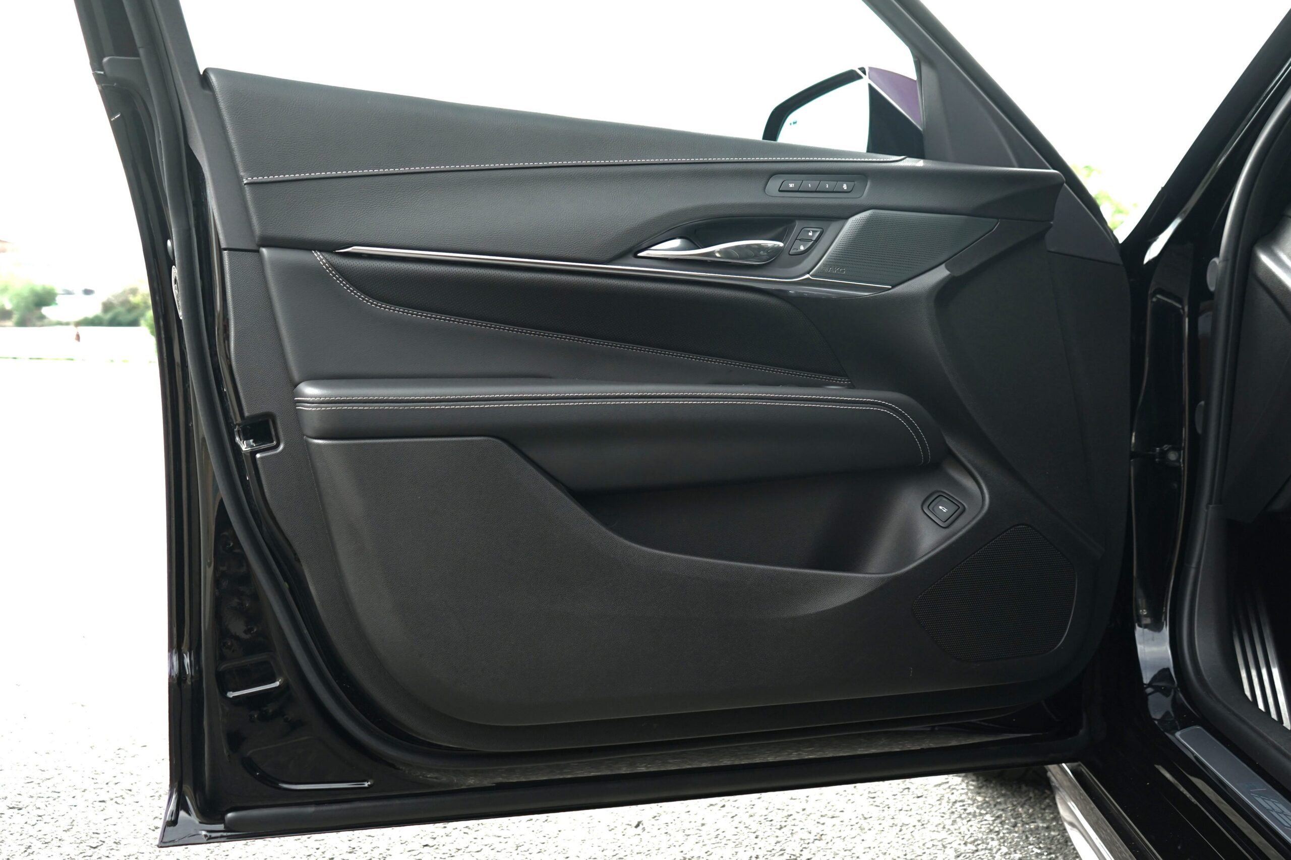 2025 Cadillac CT4 V-Series Blackwing - Photo 11