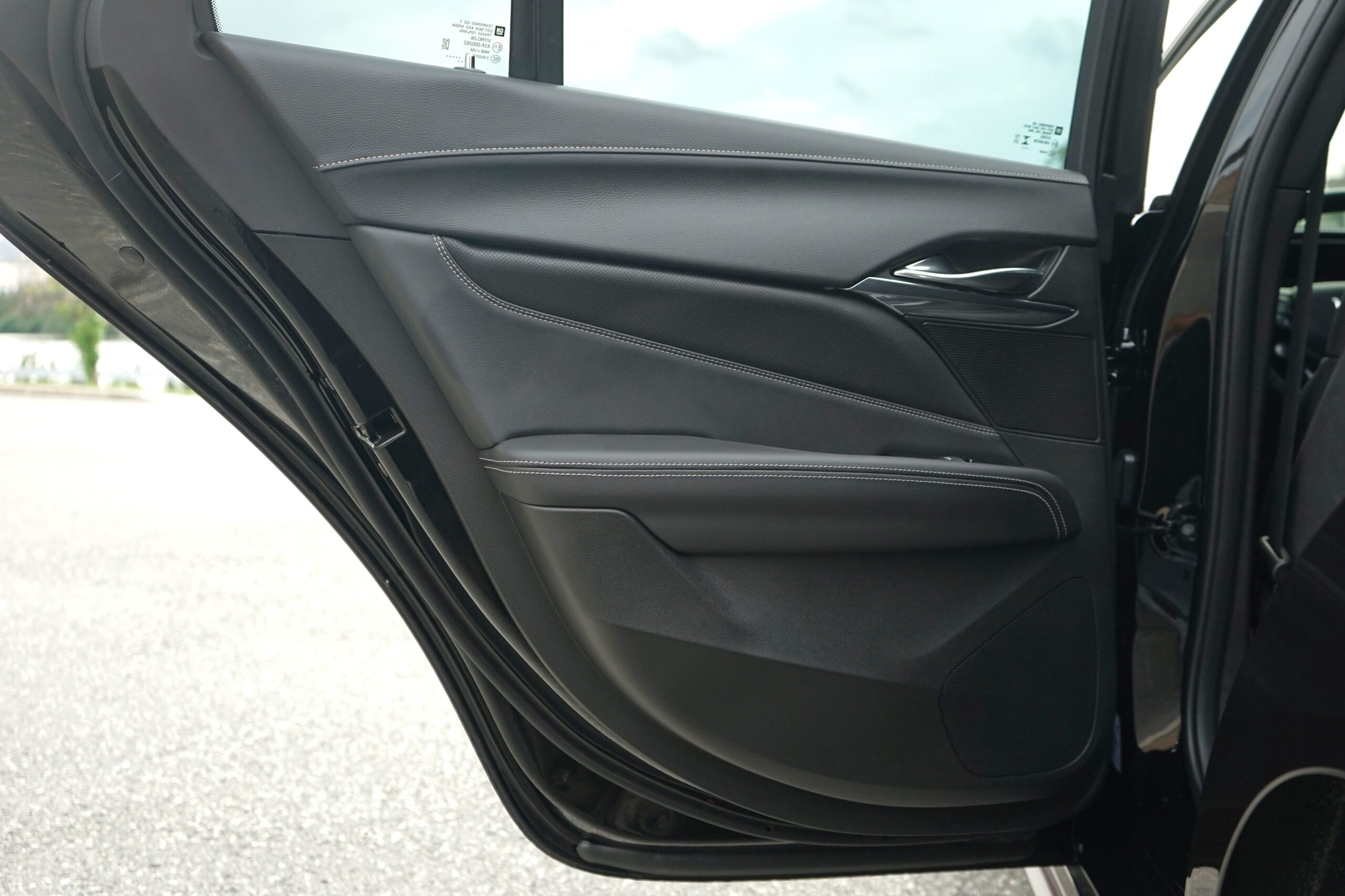 2025 Cadillac CT4 V-Series Blackwing - Photo 44