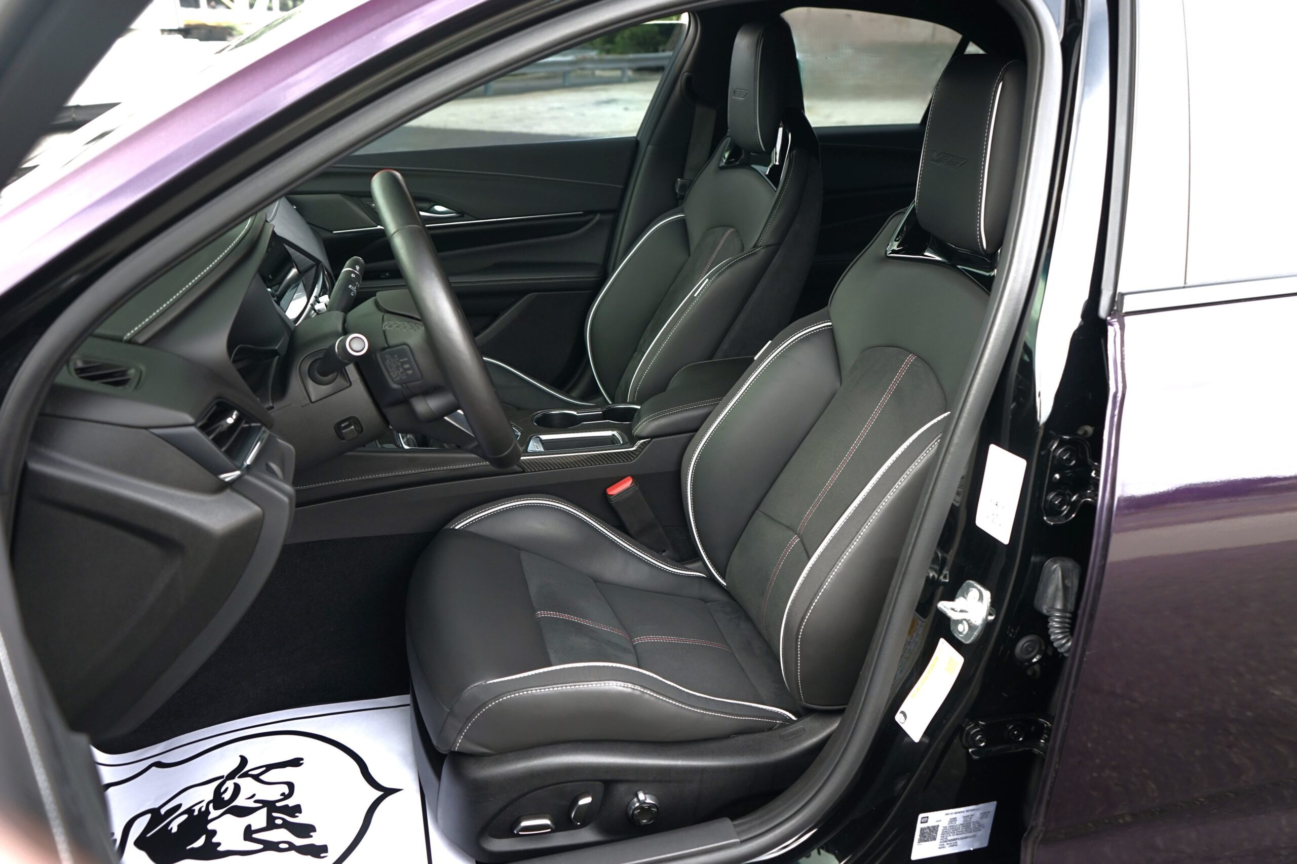 2025 Cadillac CT4 V-Series Blackwing - Photo 17