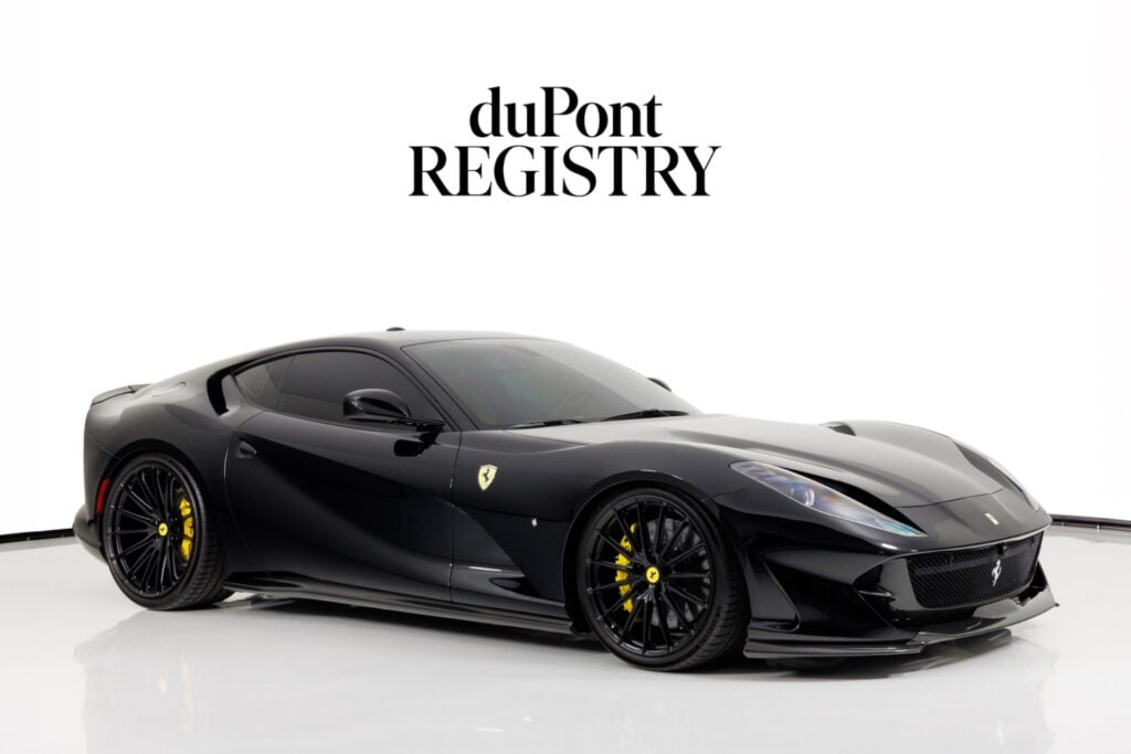 2019-Ferrari-812 Superfast-