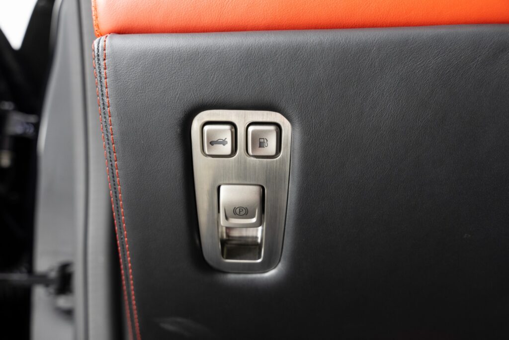 2025 Karma Revero — photo 2