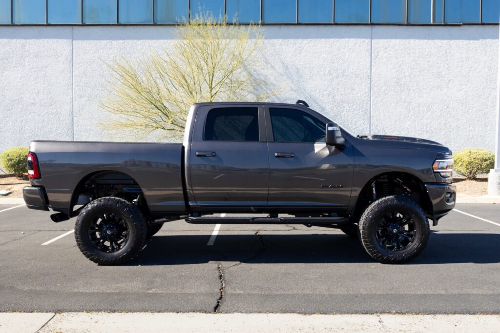 2024 Ram 2500 Laramie — photo 2