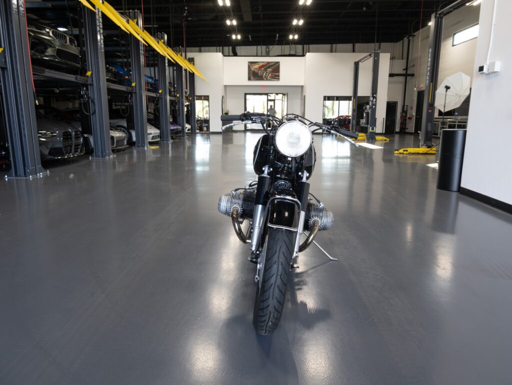 1964 BMW R60 Custom — photo 3