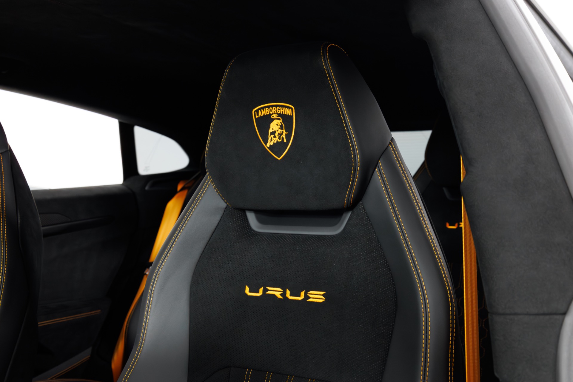 2024 Lamborghini Urus Performante - Photo 16