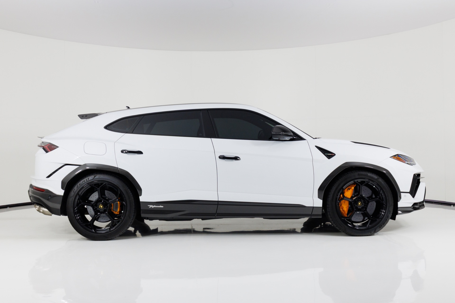 2024 Lamborghini Urus