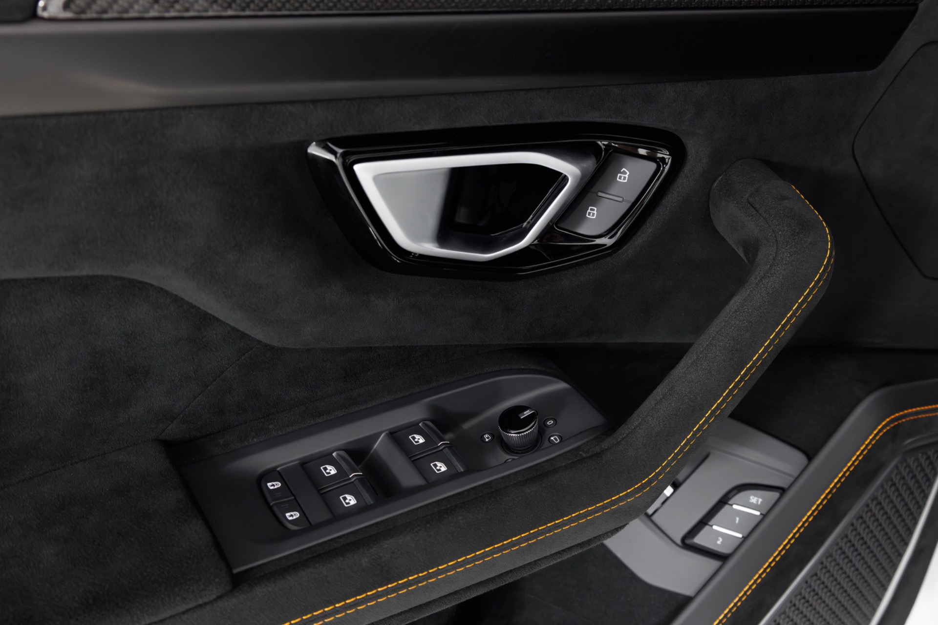 2024 Lamborghini Urus Performante - Photo 34