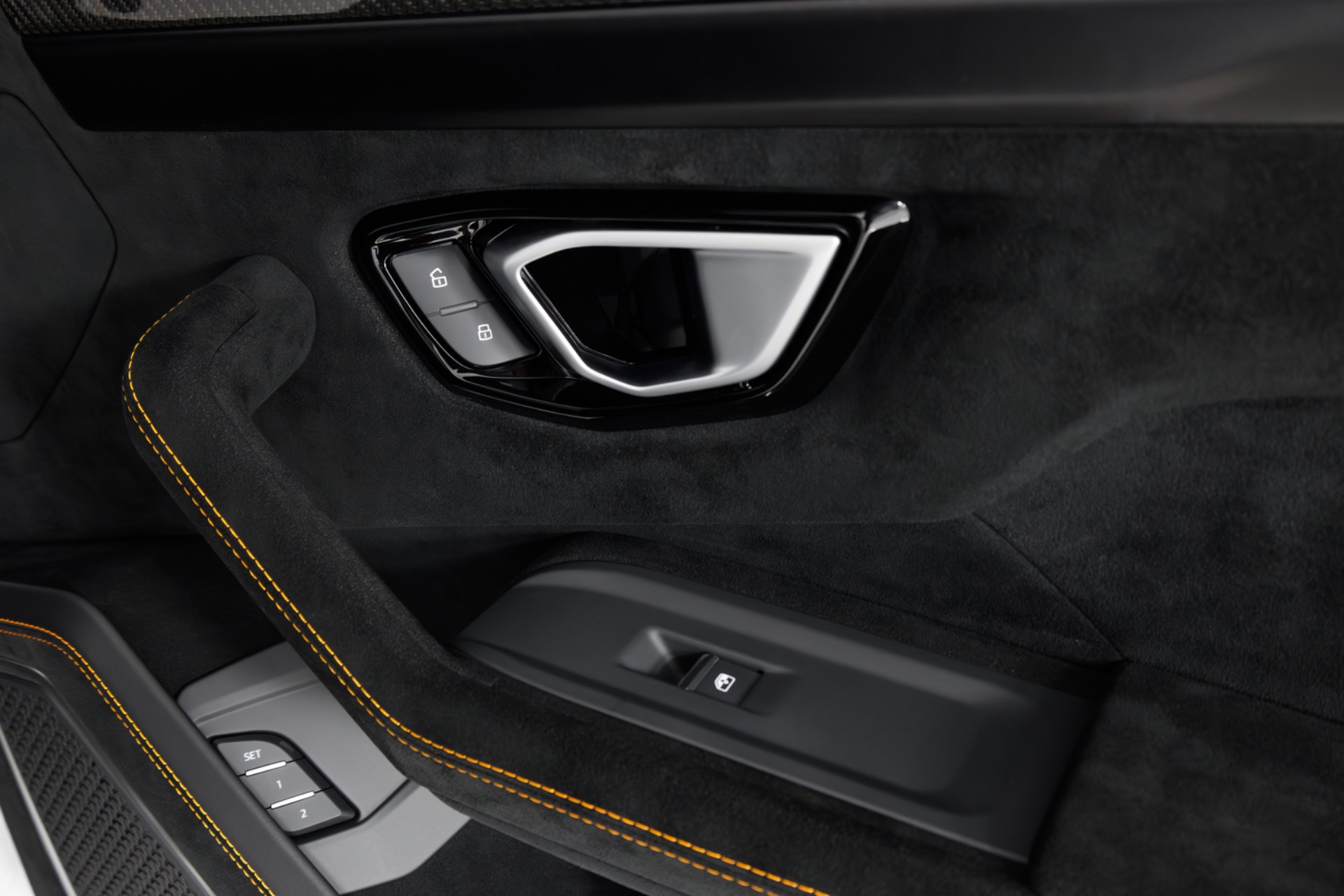 2024 Lamborghini Urus Performante - Photo 81