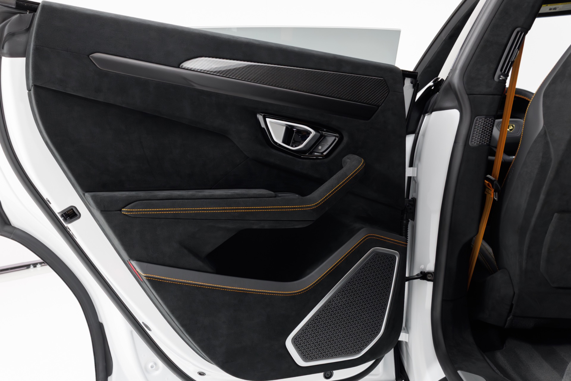 2024 Lamborghini Urus Performante - Photo 98