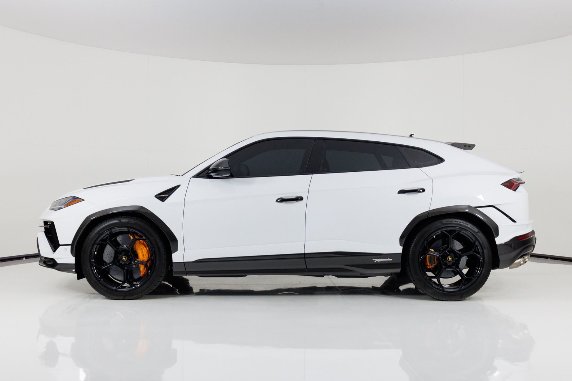 2024 Lamborghini Urus Performante - Photo 6