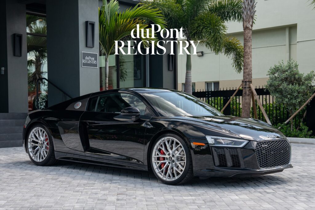 2017-Audi-R8-5.2 quattro V10
