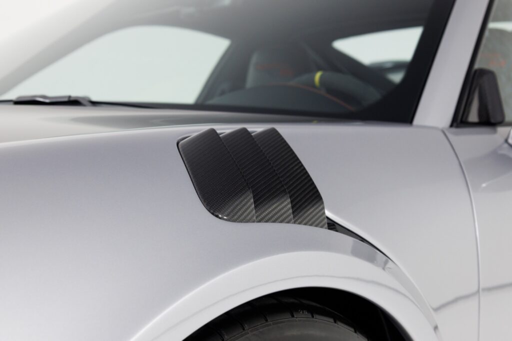 2018 Porsche 911 GT2 RS — photo 3