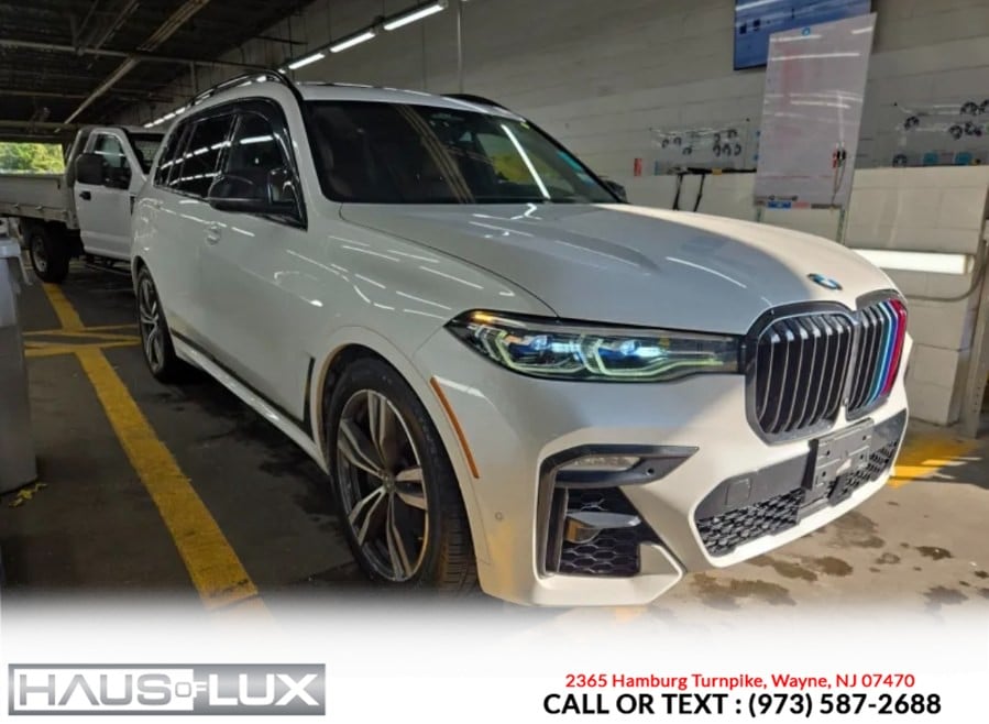 BMW X7 M50i Sports Activity Vehicle White