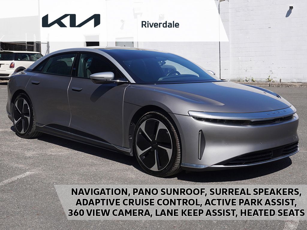 2022 Lucid Air in Quantum Gray
